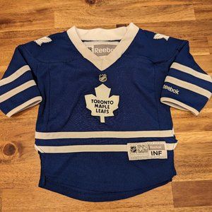 infant Leafs Jersey - a few small pulls in fabric